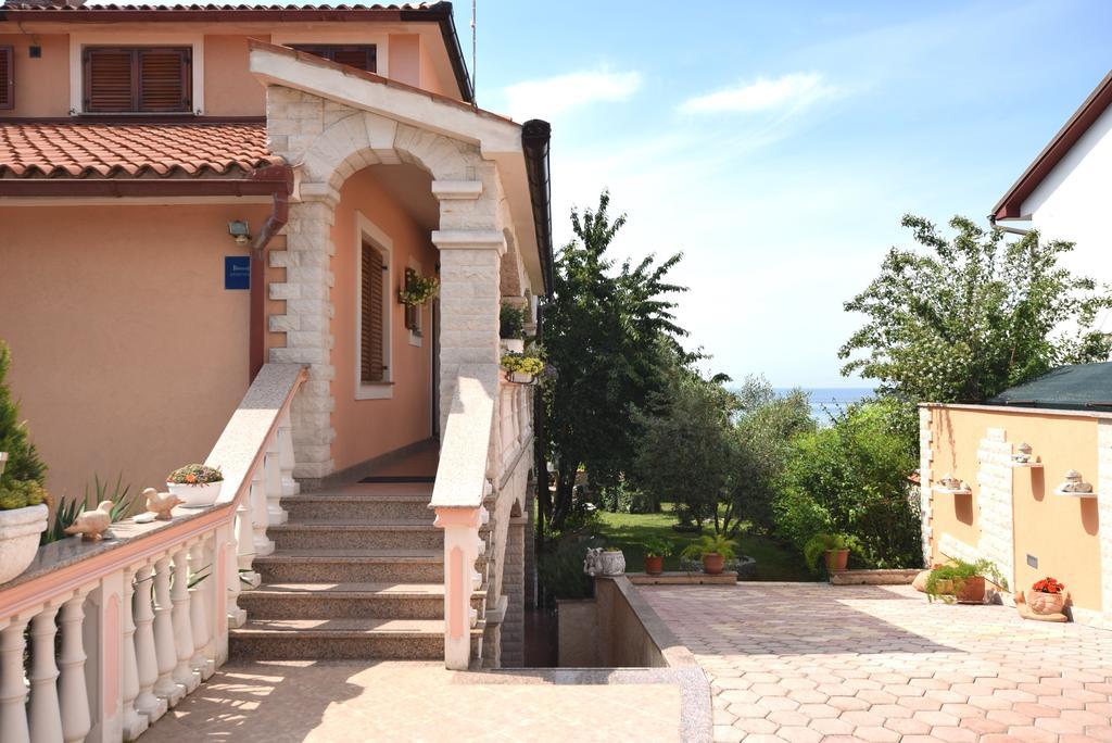 Apartments Petra Banjole Zewnętrze zdjęcie