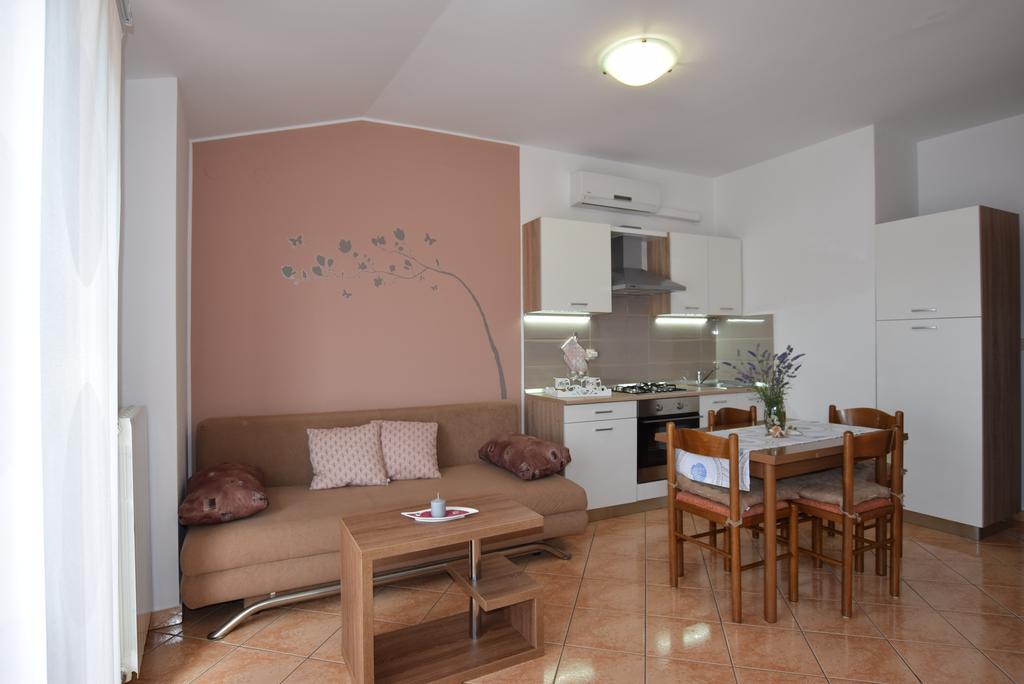 Apartments Petra Banjole Zewnętrze zdjęcie